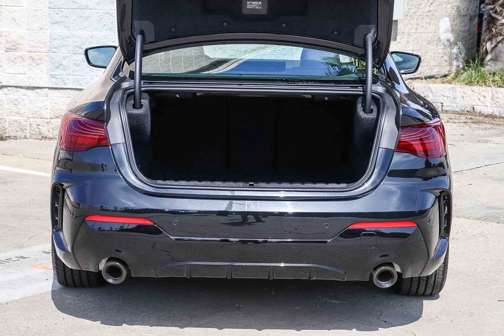 Used 2026 BMW 430i Coupe w/ M Sport Package image 29