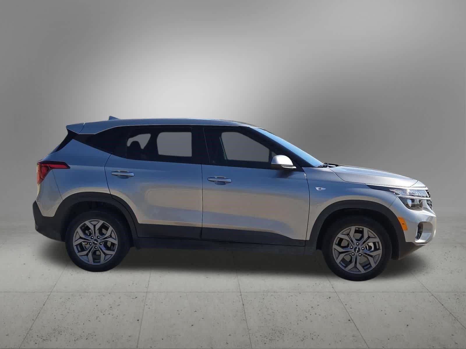 Certified 2024 Kia Seltos LX AWD/4WD image 7