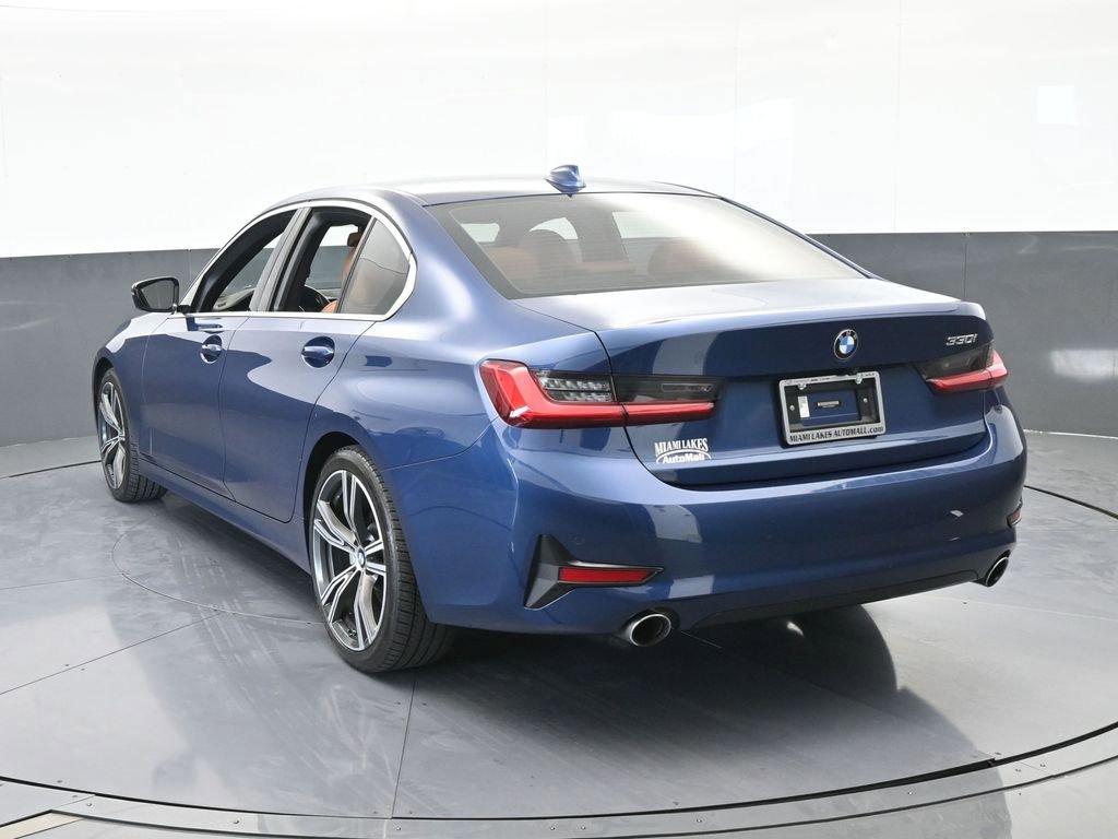 Used 2021 BMW 330i Sedan w/ Premium Package image 4