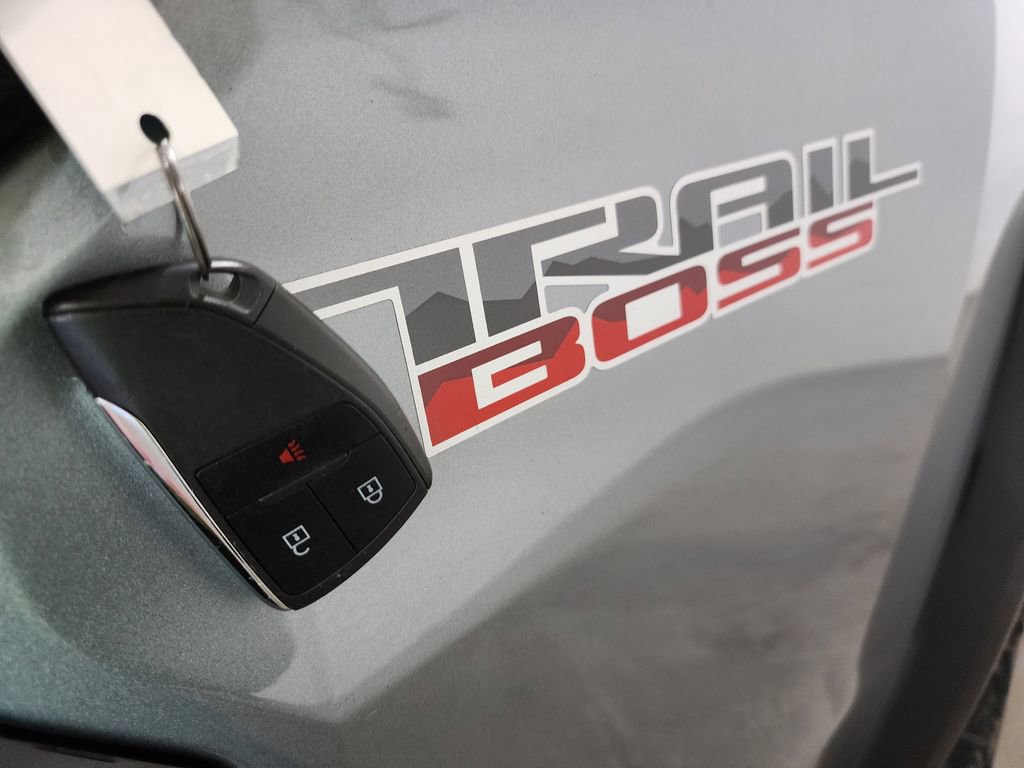 Used 2023 Chevrolet Colorado Trail Boss image 41