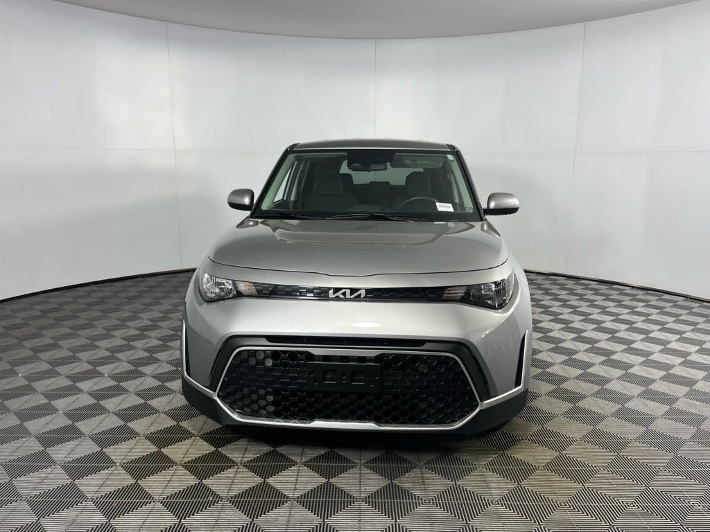 Used 2025 Kia Soul LX image 6