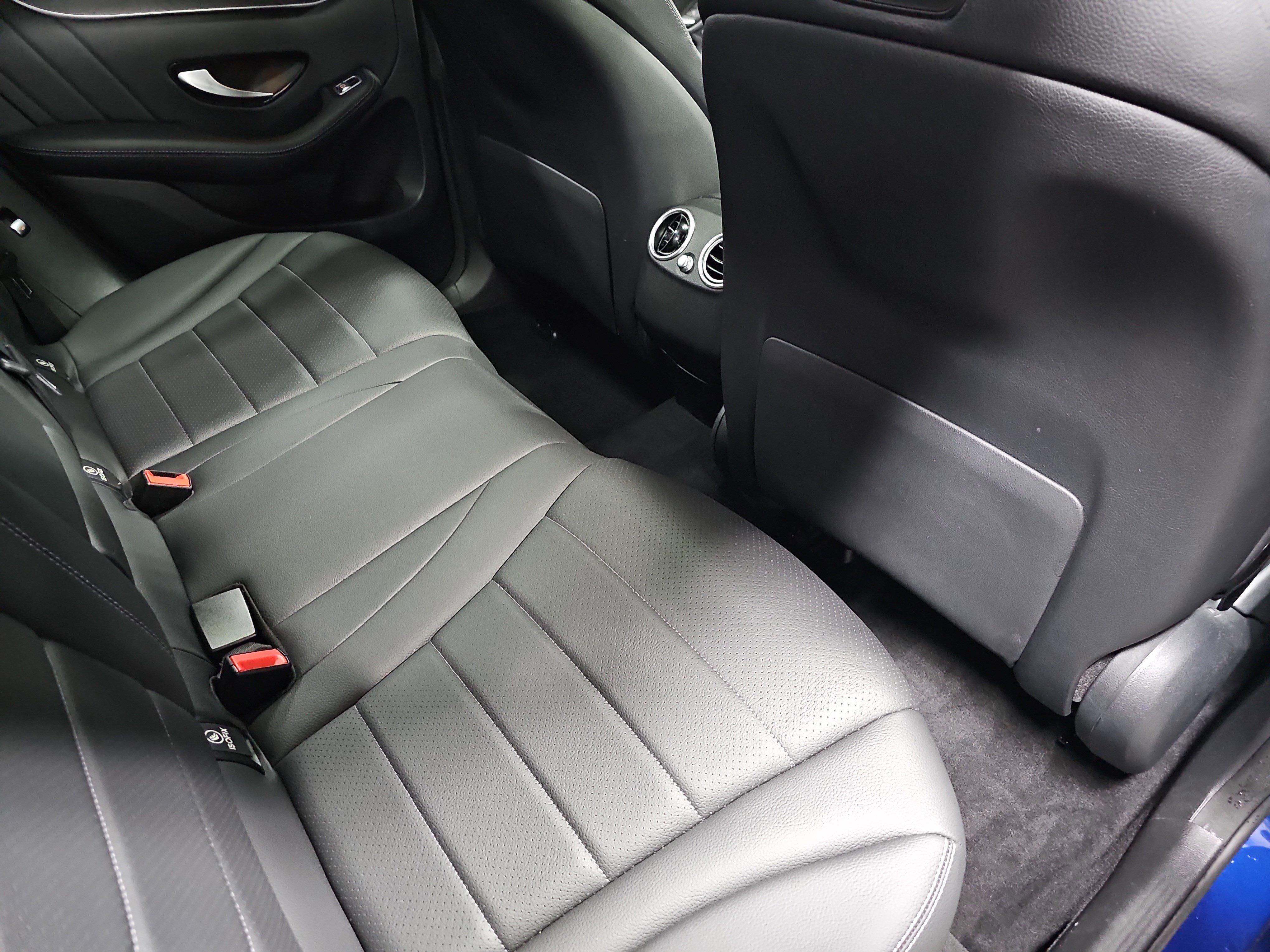 Used 2018 Mercedes-Benz GLC 300 4MATIC image 11