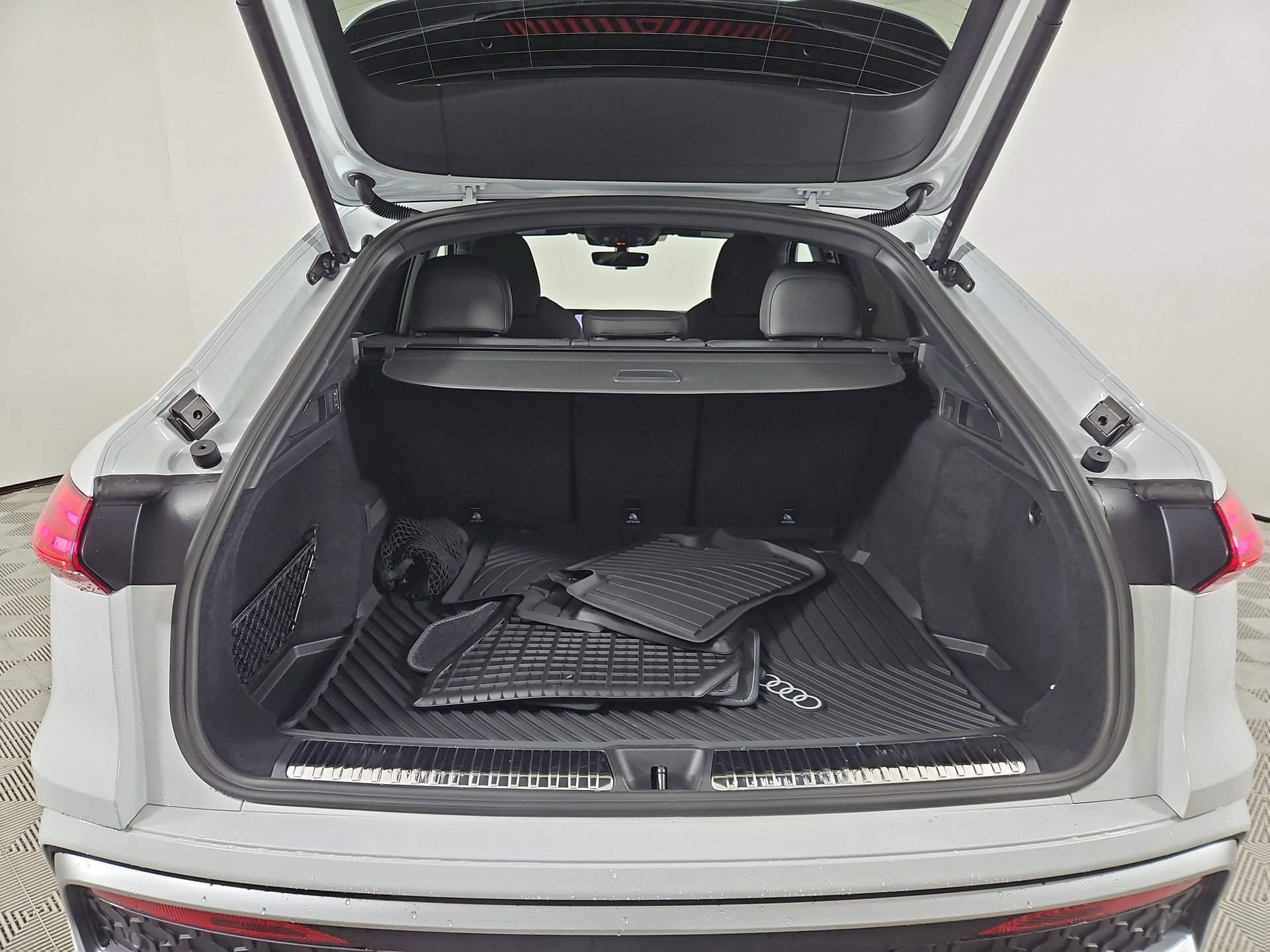 New 2026 Audi SQ5 Premium Plus AWD/4WD image 14