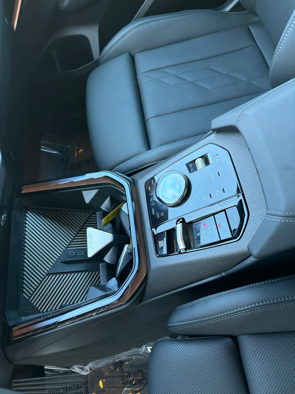 Used 2025 BMW X3 xDrive30i w/ Premium Package image 16