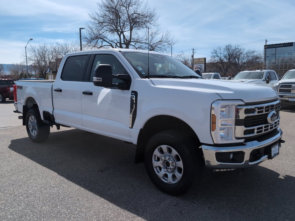 Used 2024 Ford F250 XLT w/ FX4 Off-Road Package image 4