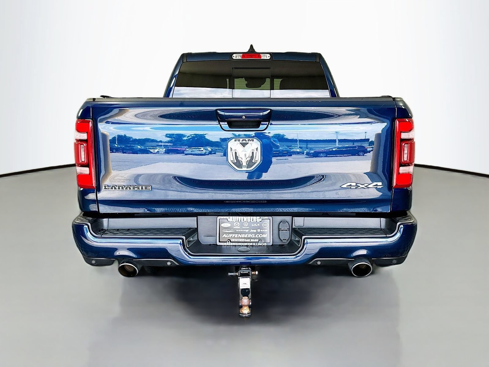 Used 2023 RAM 1500 Laramie AWD/4WD image 6