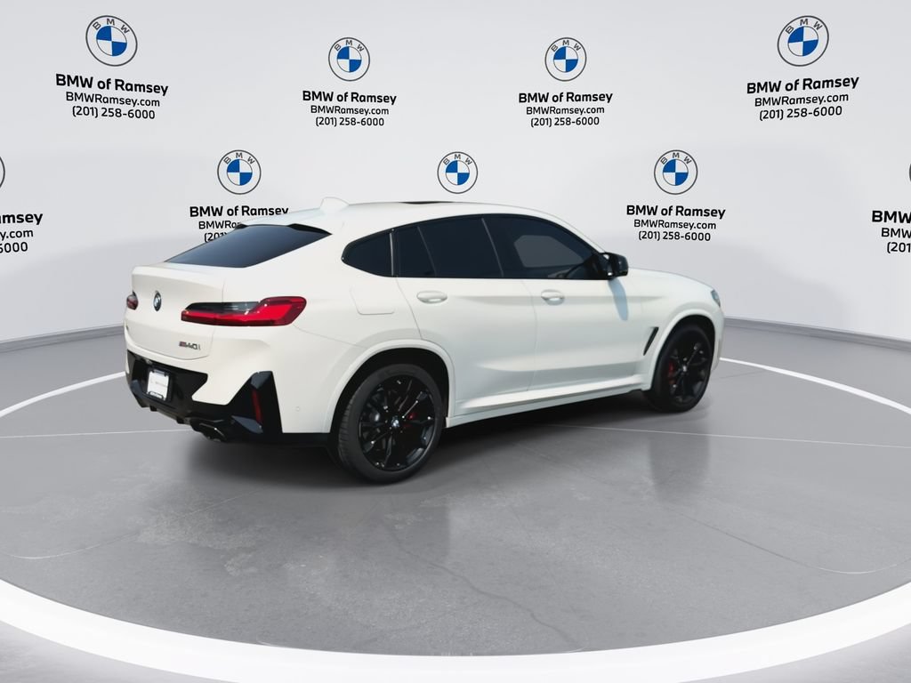 Used 2024 BMW X4 M40i w/ Premium Package AWD/4WD image 8