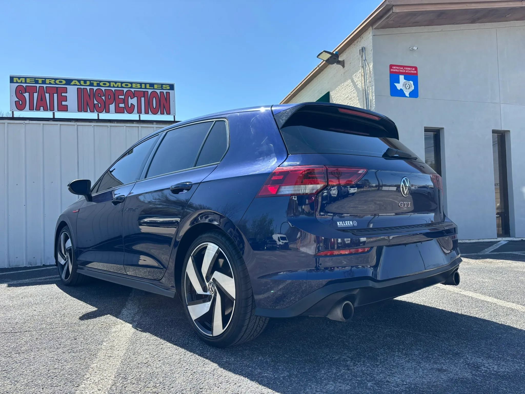 Used 2022 Volkswagen GTI S FWD image 3