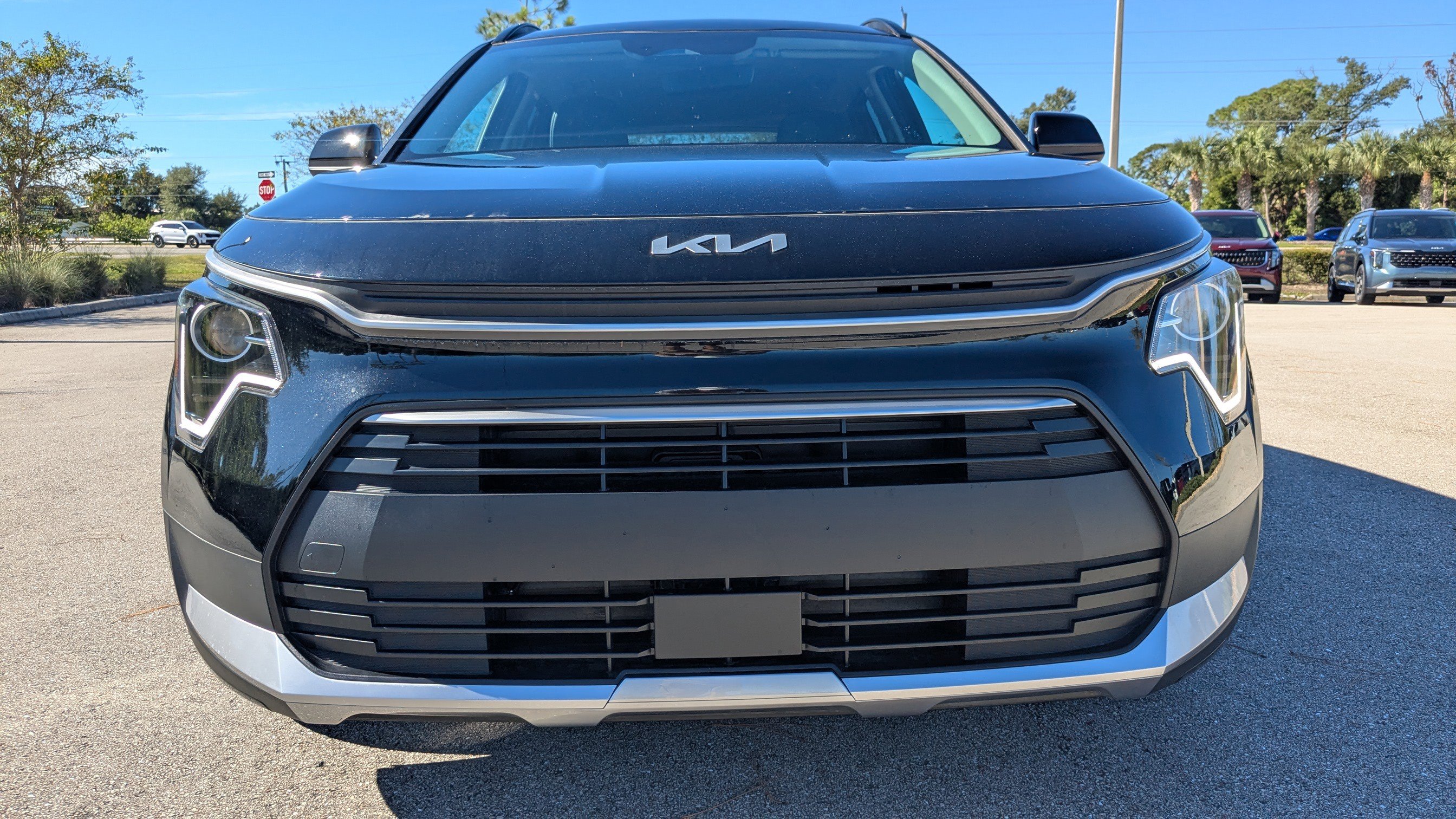 New 2025 Kia Niro EX w/ EX Cold Weather Package image 10