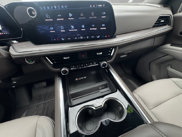 Certified 2026 Chevrolet Tahoe Z71 w/ Z71 Off-Road Package AWD/4WD image 3
