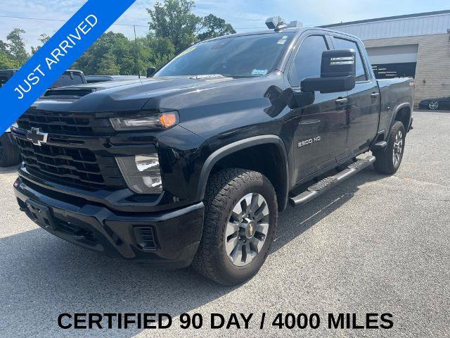Used 2024 Chevrolet Silverado 2500 Custom w/ Custom Value Package AWD/4WD image 3