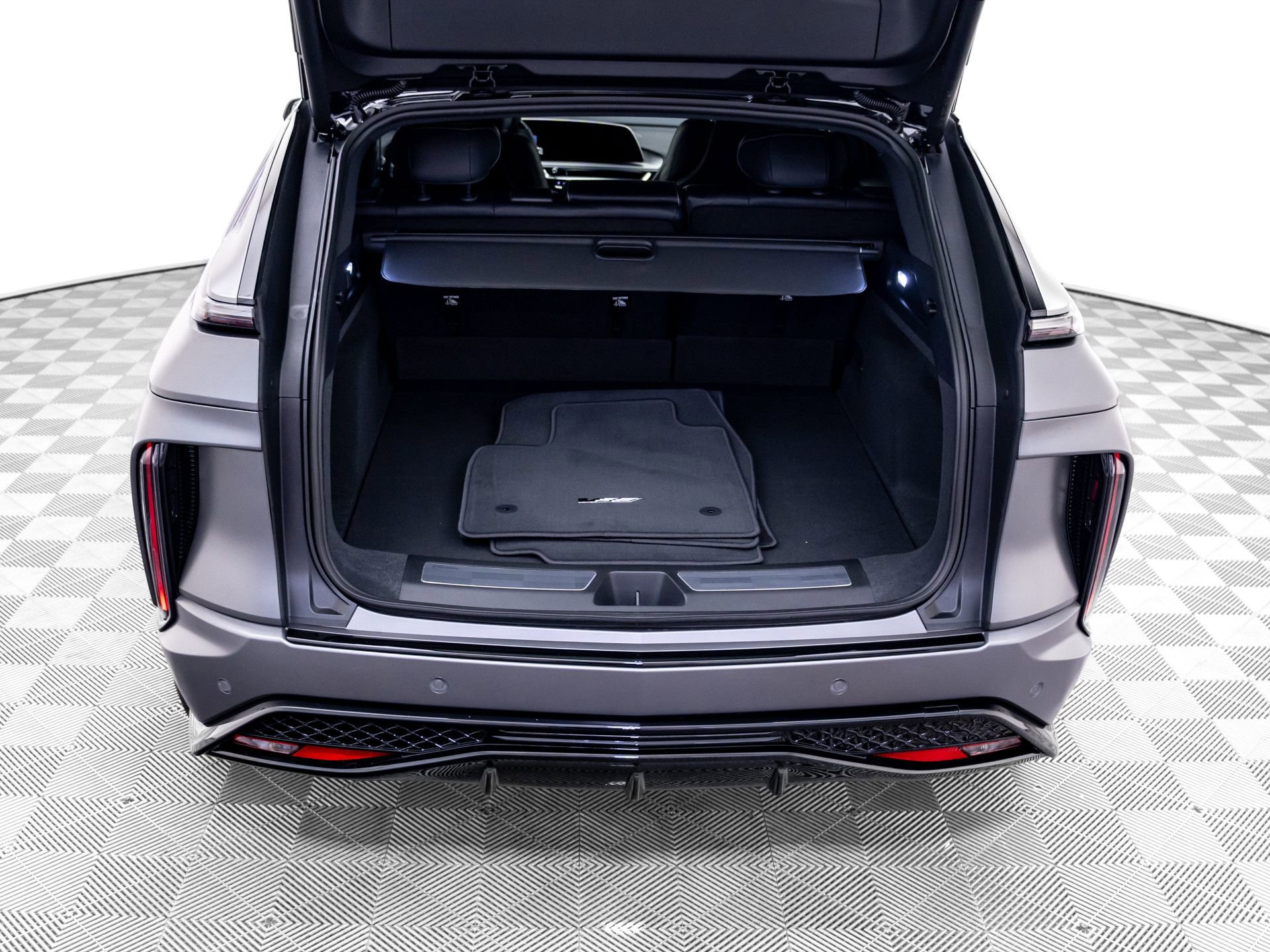 New 2026 Cadillac Lyriq V w/ LPO, Floor Liner Package AWD/4WD image 41