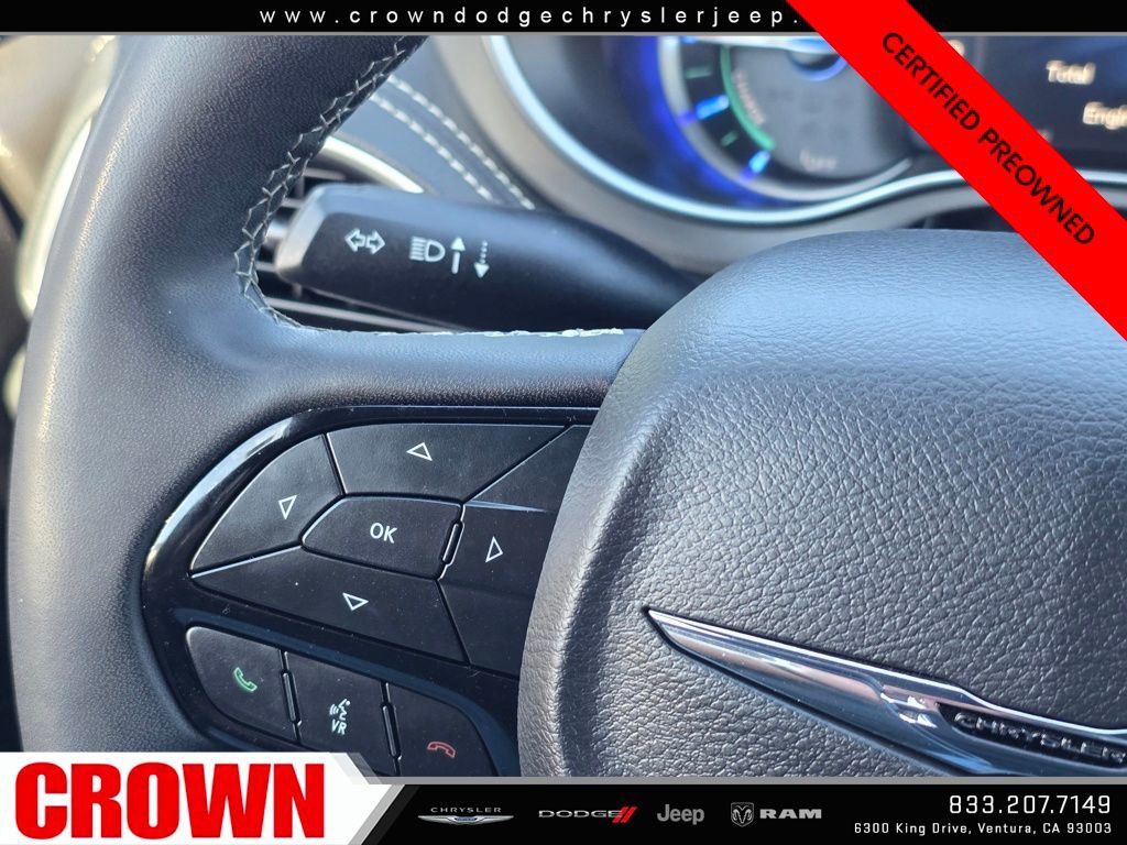 Certified 2024 Chrysler Pacifica Premium image 33