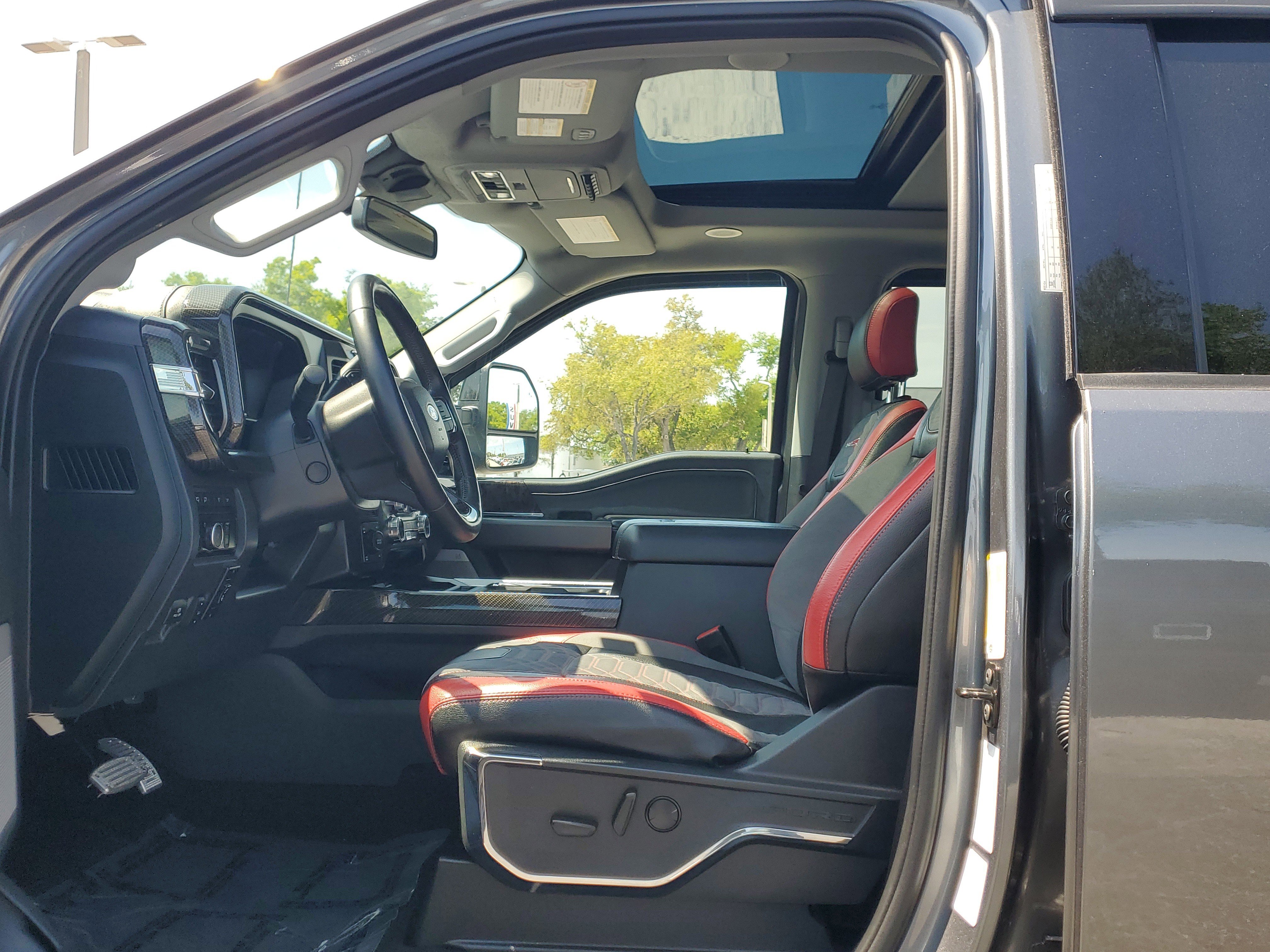 Used 2024 Ford F250 Lariat w/ Lariat Ultimate Package image 20