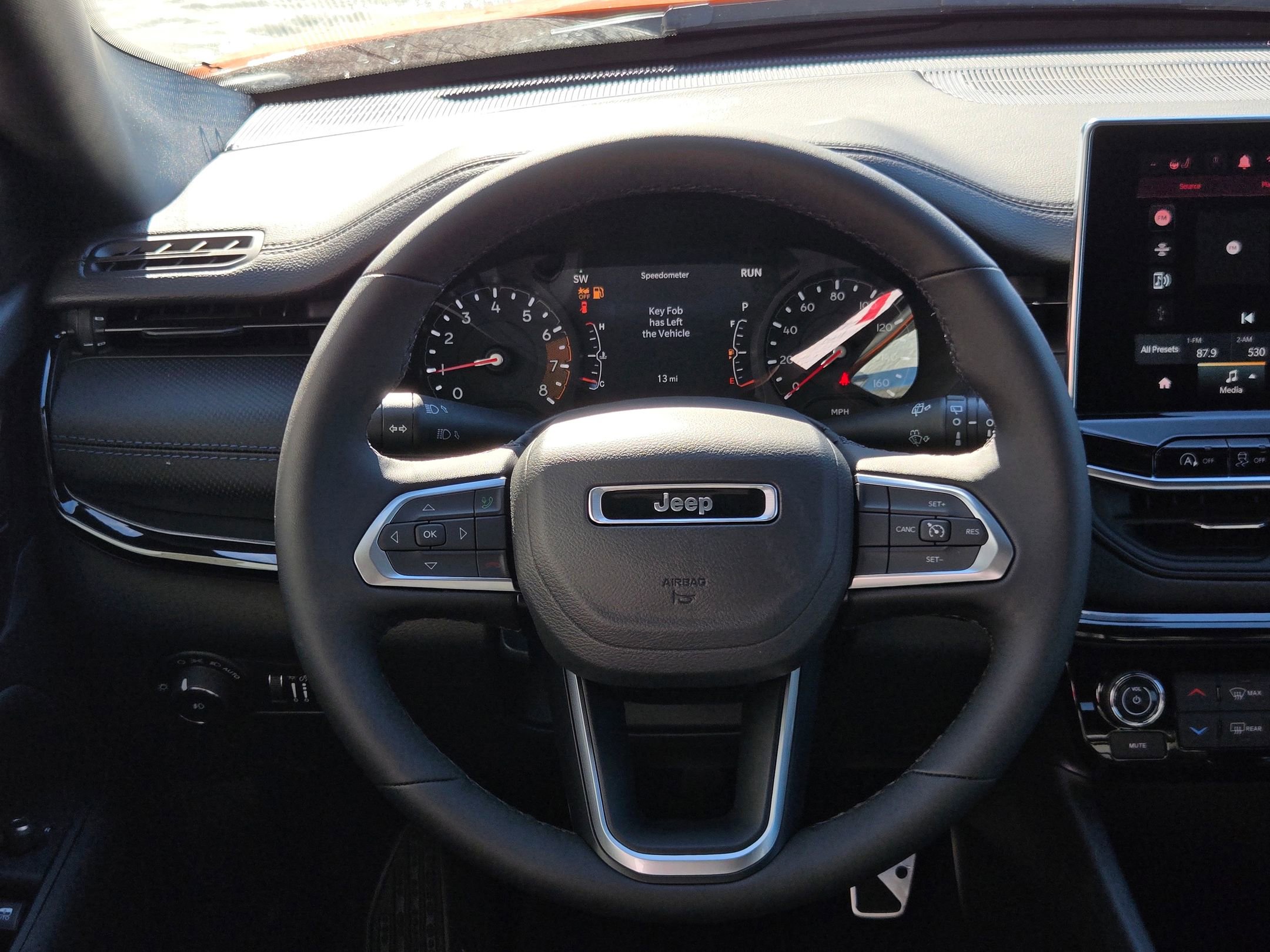 New 2026 Jeep Compass Latitude image 17