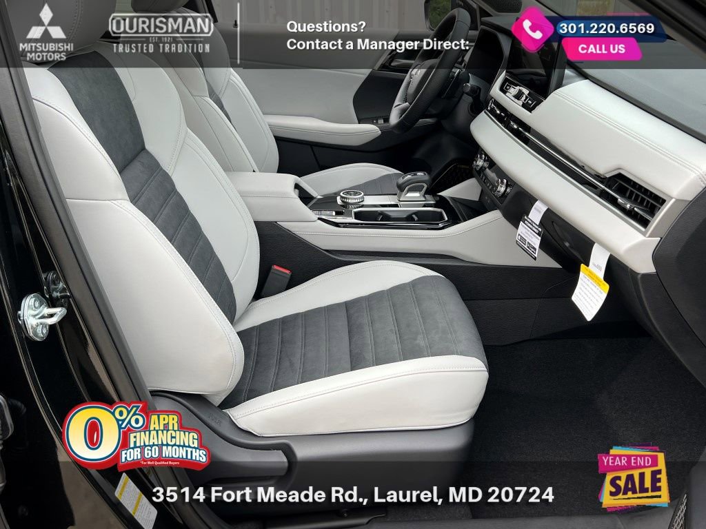 New 2025 Mitsubishi Outlander SE image 8