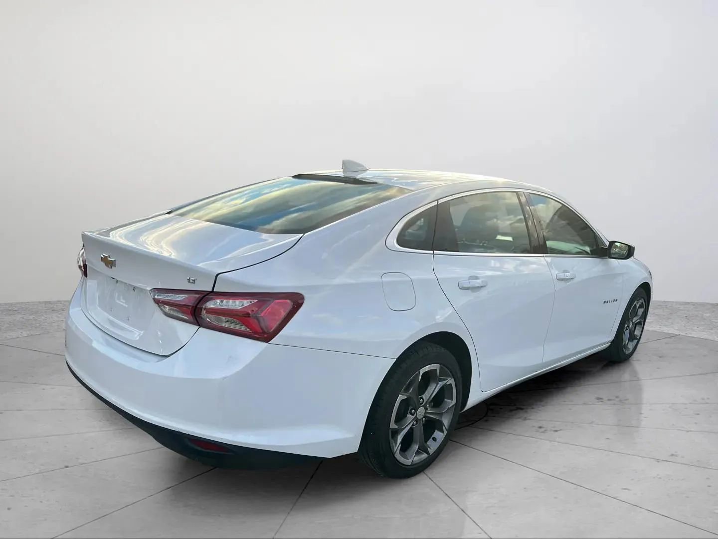Used 2020 Chevrolet Malibu LT image 5