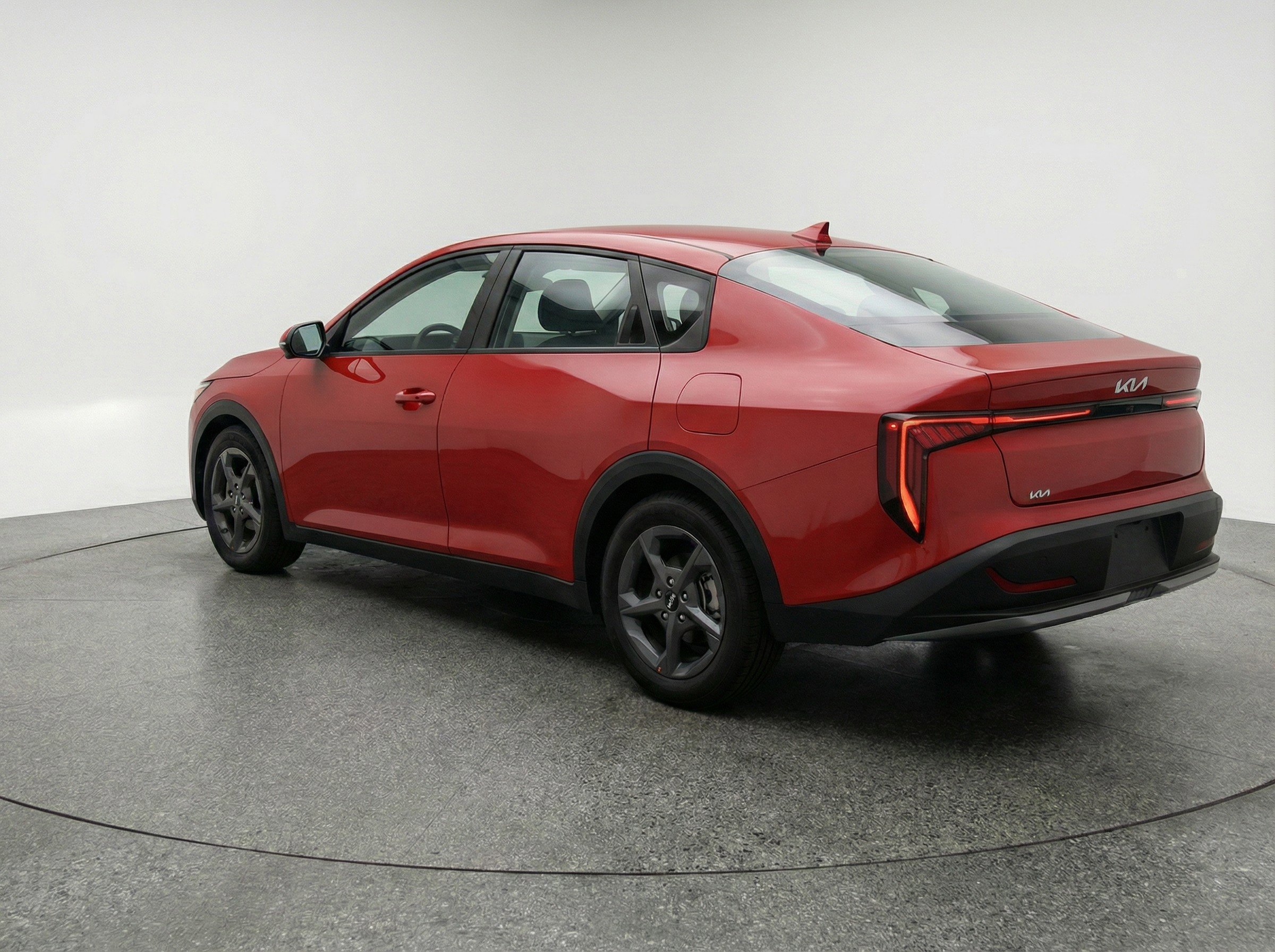 Used 2025 Kia K4 LXS image 6