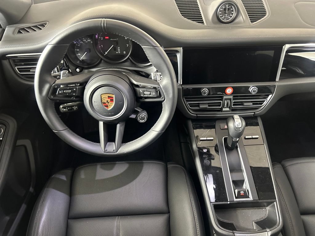 Certified 2026 Porsche Macan Turbo AWD/4WD image 19