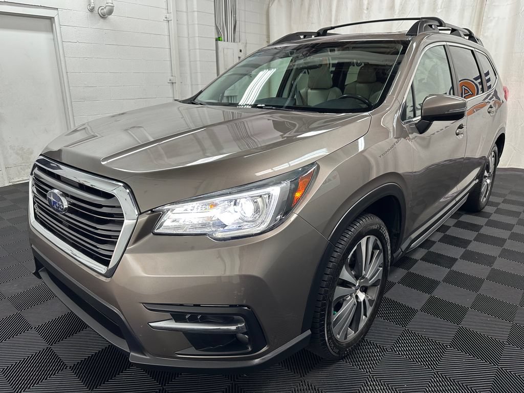 Used 2022 Subaru Ascent Limited w/ Technology Package AWD/4WD image 5