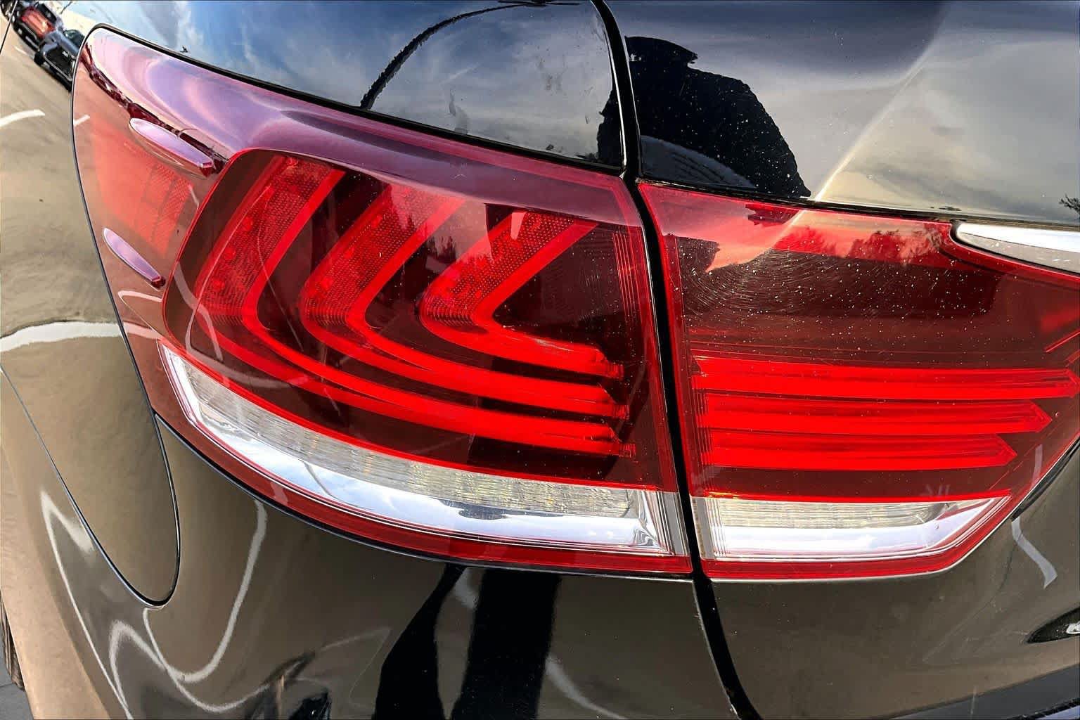 Used 2013 Lexus LS 460 L AWD/4WD image 27