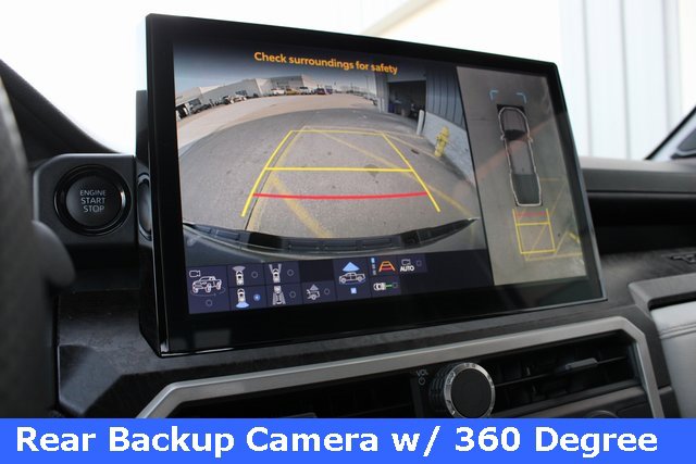 Used 2024 Toyota Tacoma Limited image 3