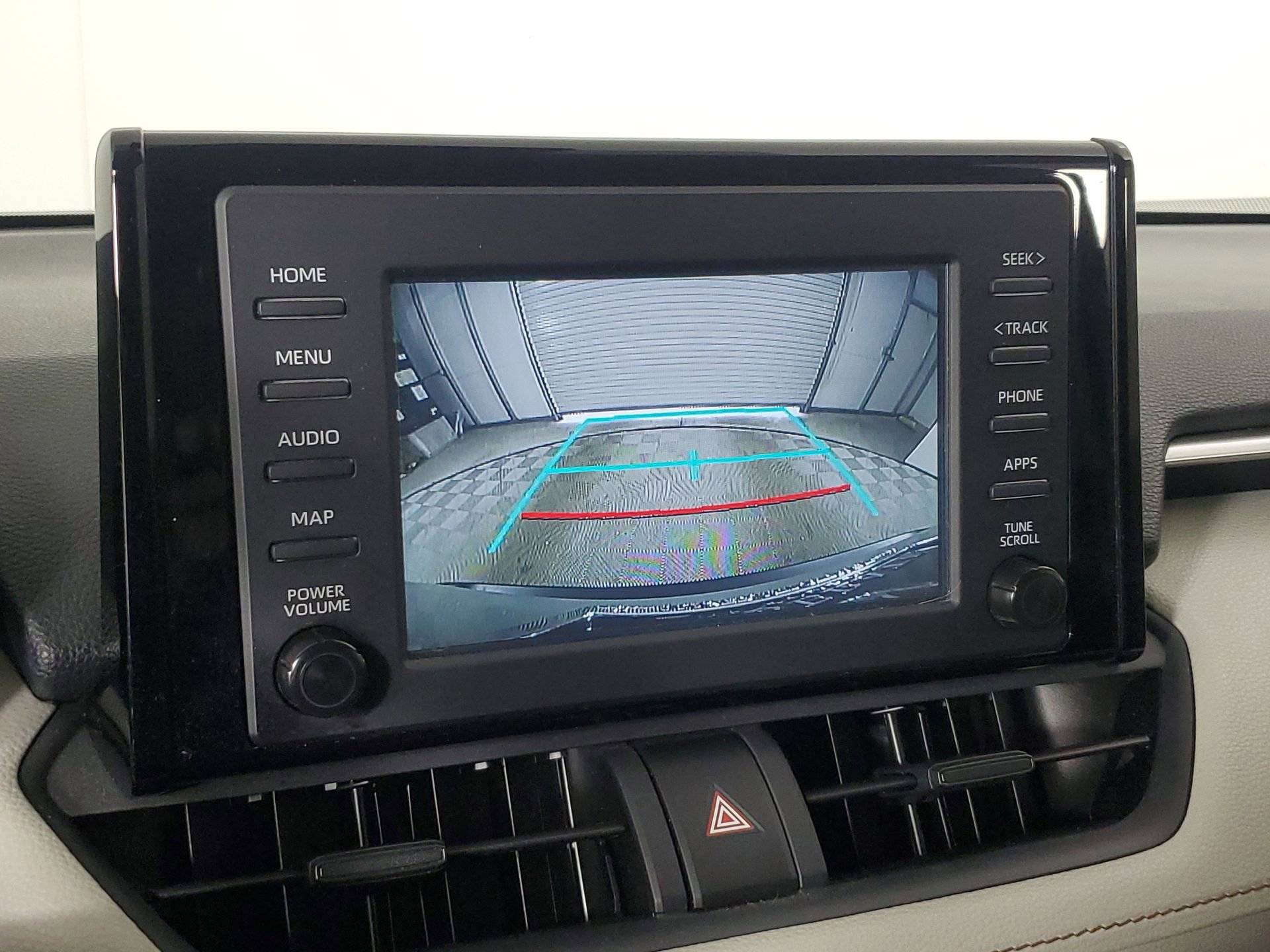 Used 2019 Toyota RAV4 XLE w/ Convenience Package image 40