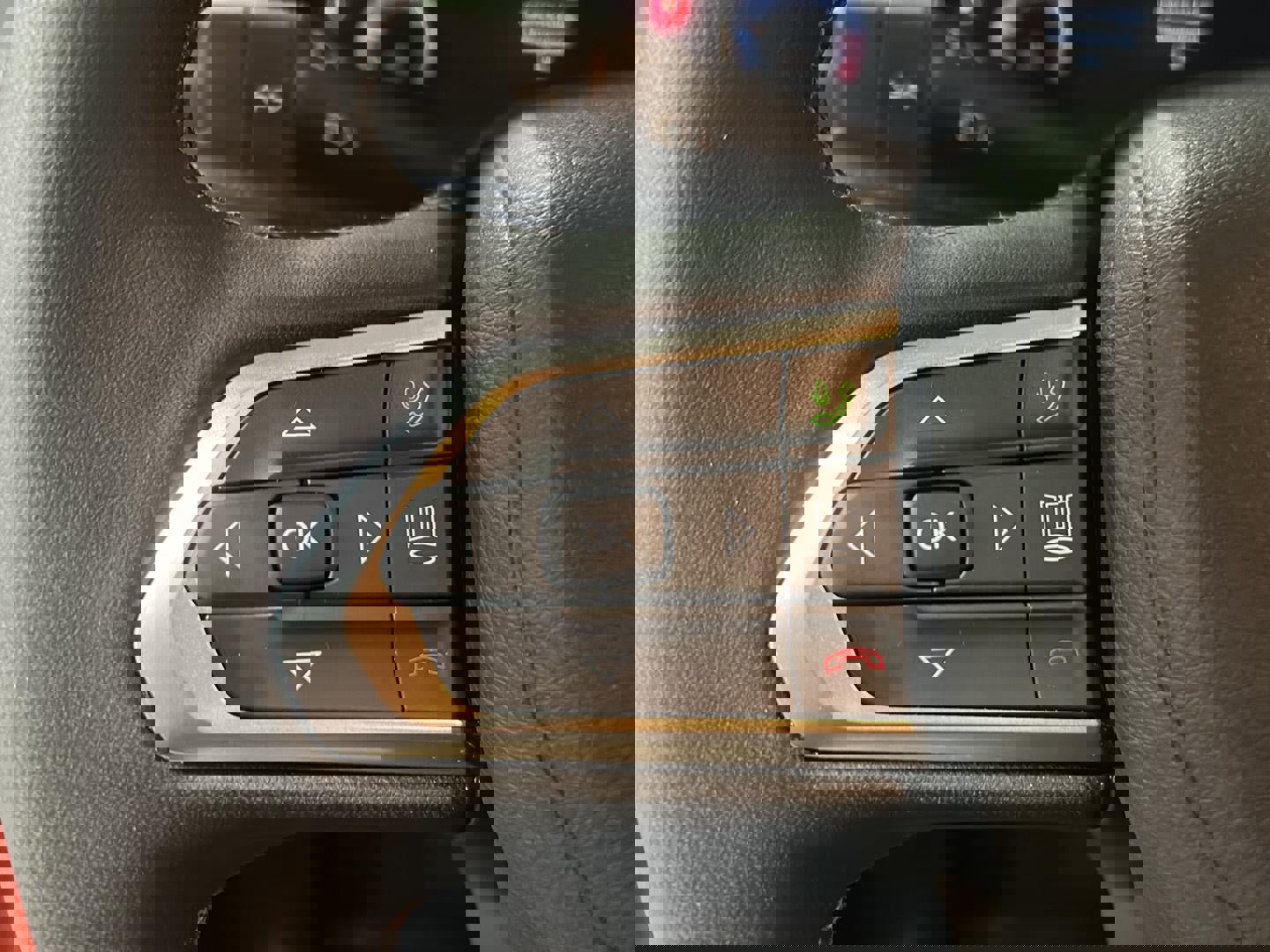 Used 2026 Jeep Compass Limited w/ Sun, Sound & Navigation Group image 19