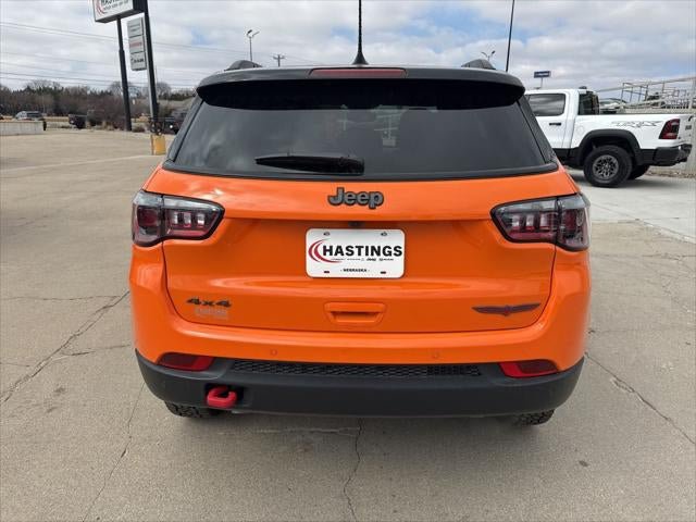 New 2026 Jeep Compass Trailhawk w/ Sun, Sound & Navigation Group AWD/4WD image 6