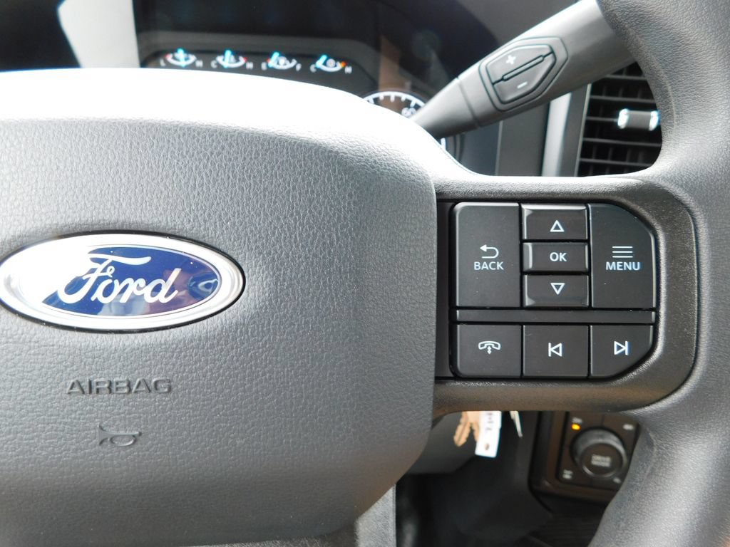 New 2025 Ford F350 XL w/ XL Chrome Package AWD/4WD image 27