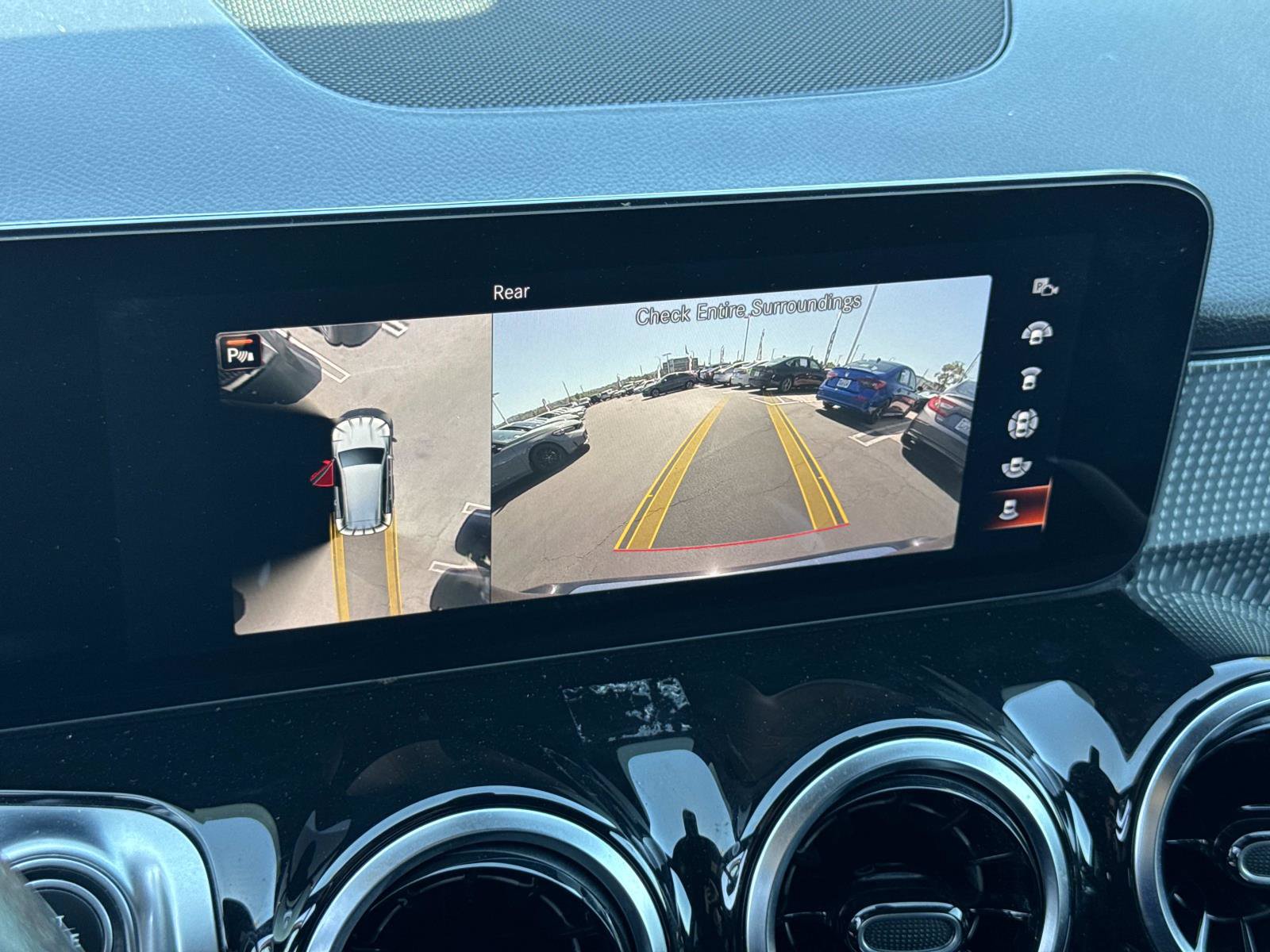 Used 2022 Mercedes-Benz GLB 250 image 19