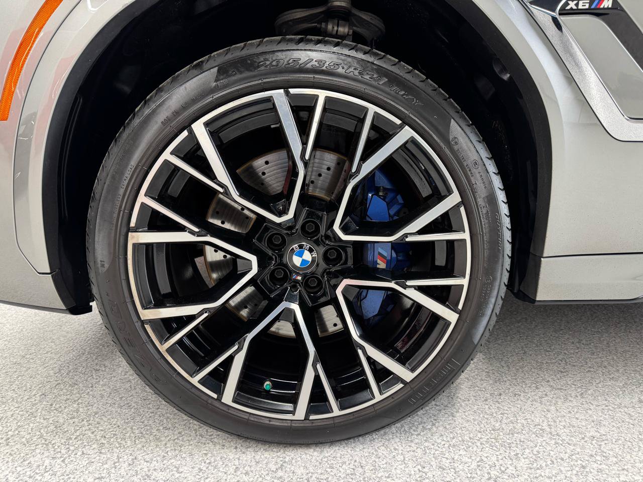 Used 2021 BMW X6 M w/ Executive Package AWD/4WD image 39