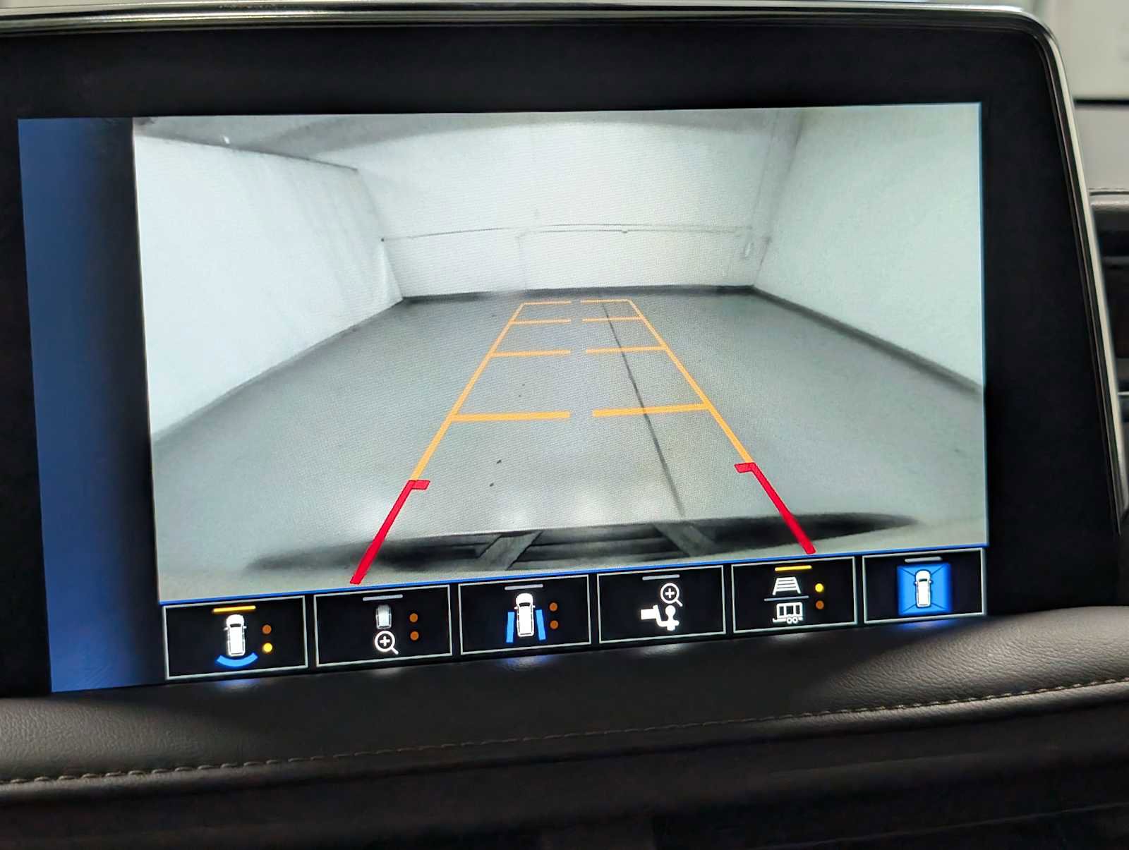 Used 2023 Chevrolet Tahoe High Country image 29