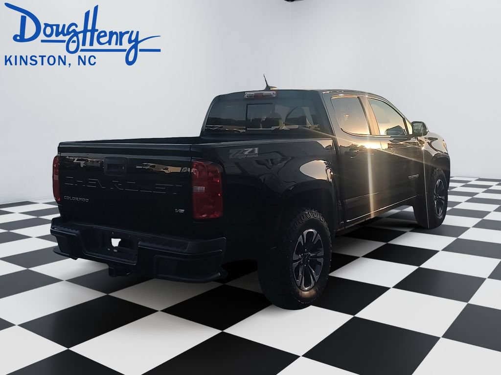 Used 2022 Chevrolet Colorado Z71 AWD/4WD image 5