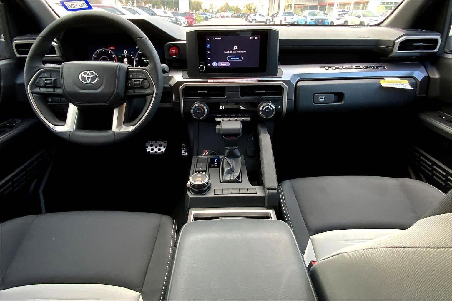 Used 2025 Toyota Tacoma TRD Sport AWD/4WD image 15