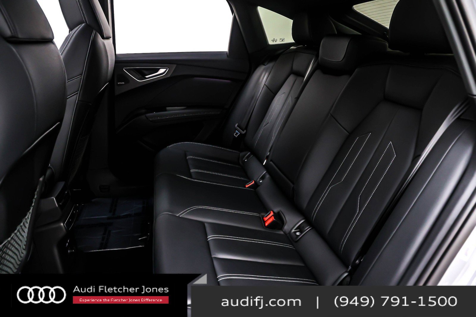 Used 2023 Audi Q4 e-tron Premium Plus w/ Premium Plus image 7