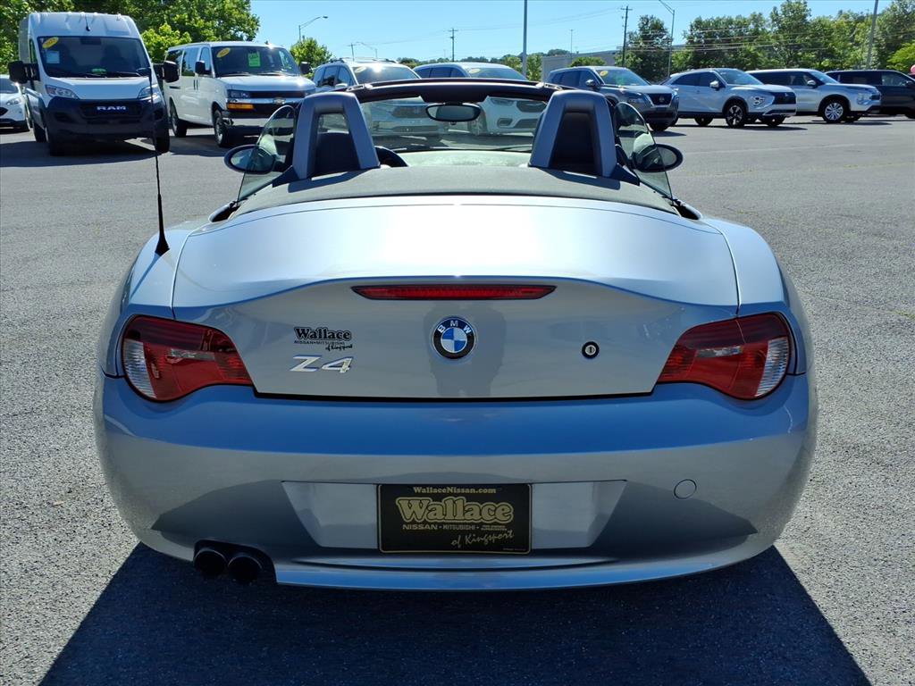 Used 2006 BMW Z4 3.0si RWD image 4