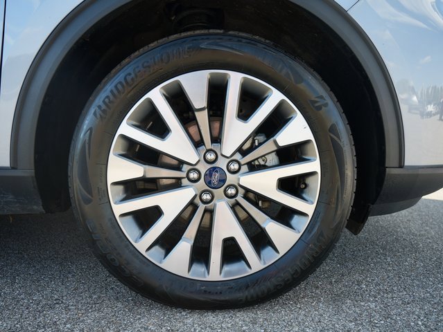 Used 2022 Ford Escape Titanium image 34