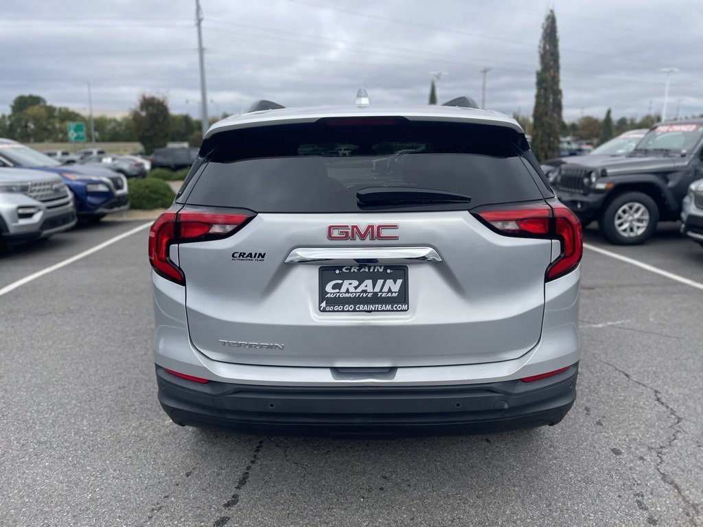 Used 2021 GMC Terrain SLE w/ Driver Convenience Package image 6