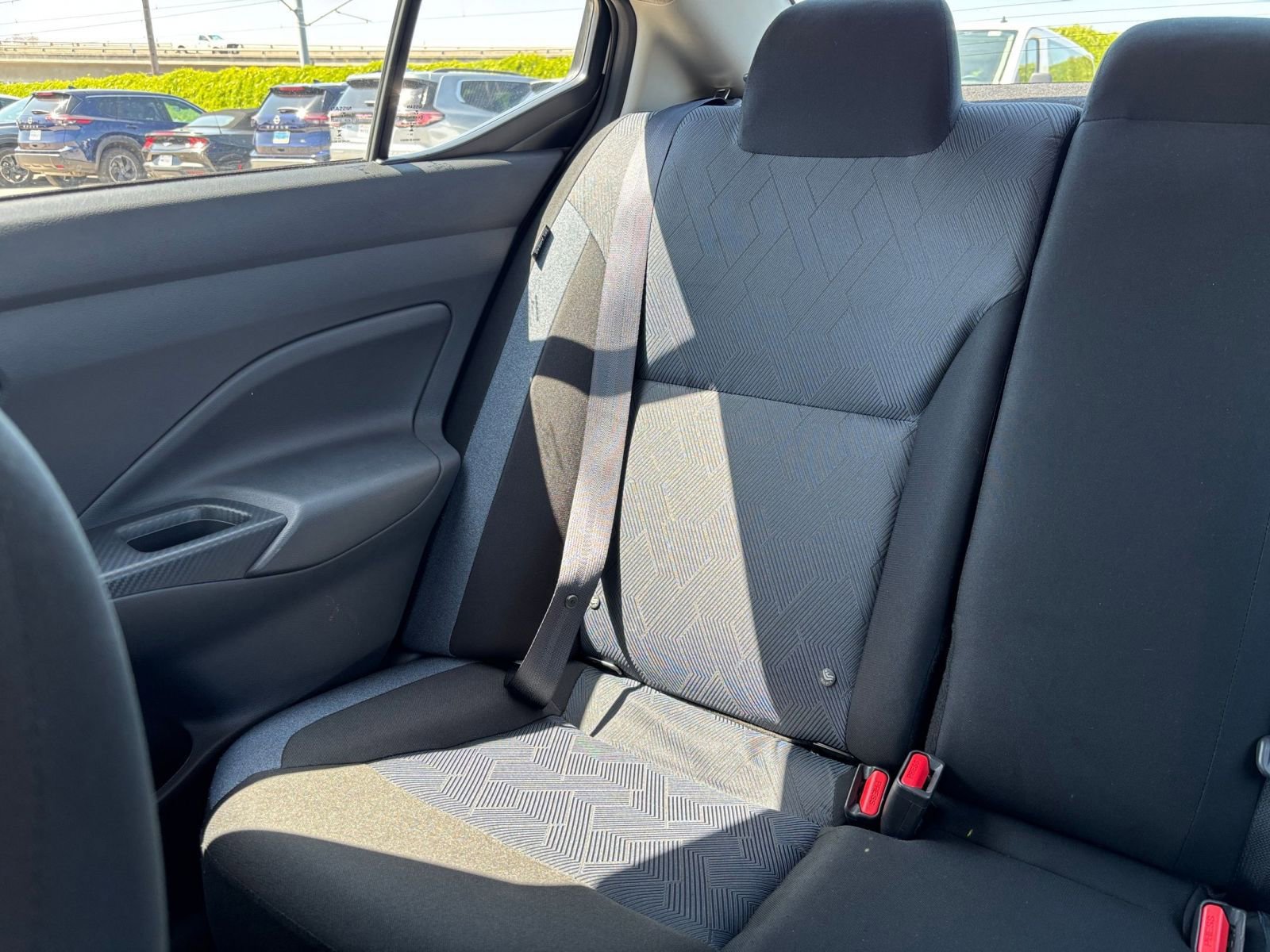 Used 2025 Nissan Versa SV FWD image 37