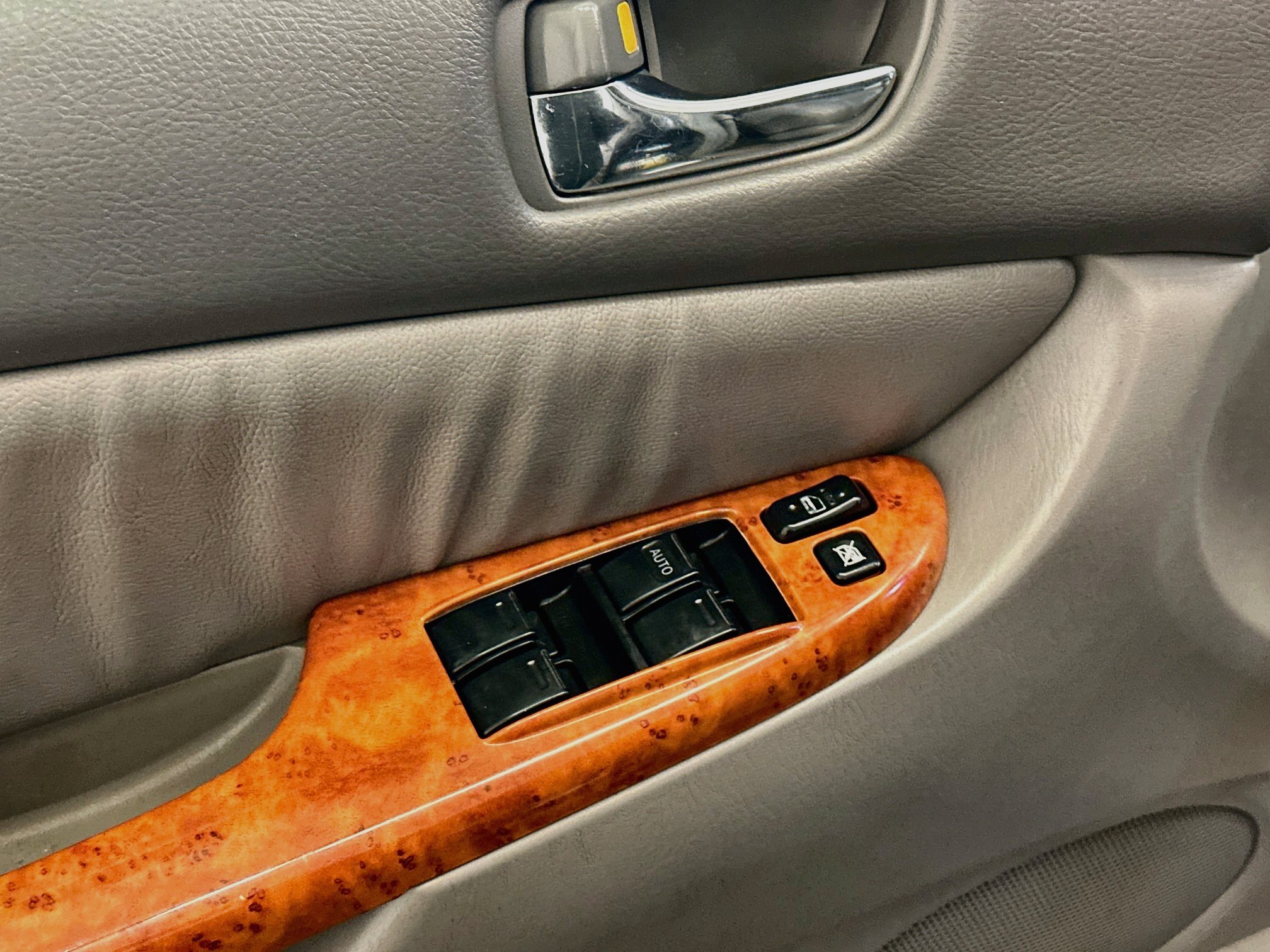 Used 2007 Toyota Sienna XLE FWD image 15