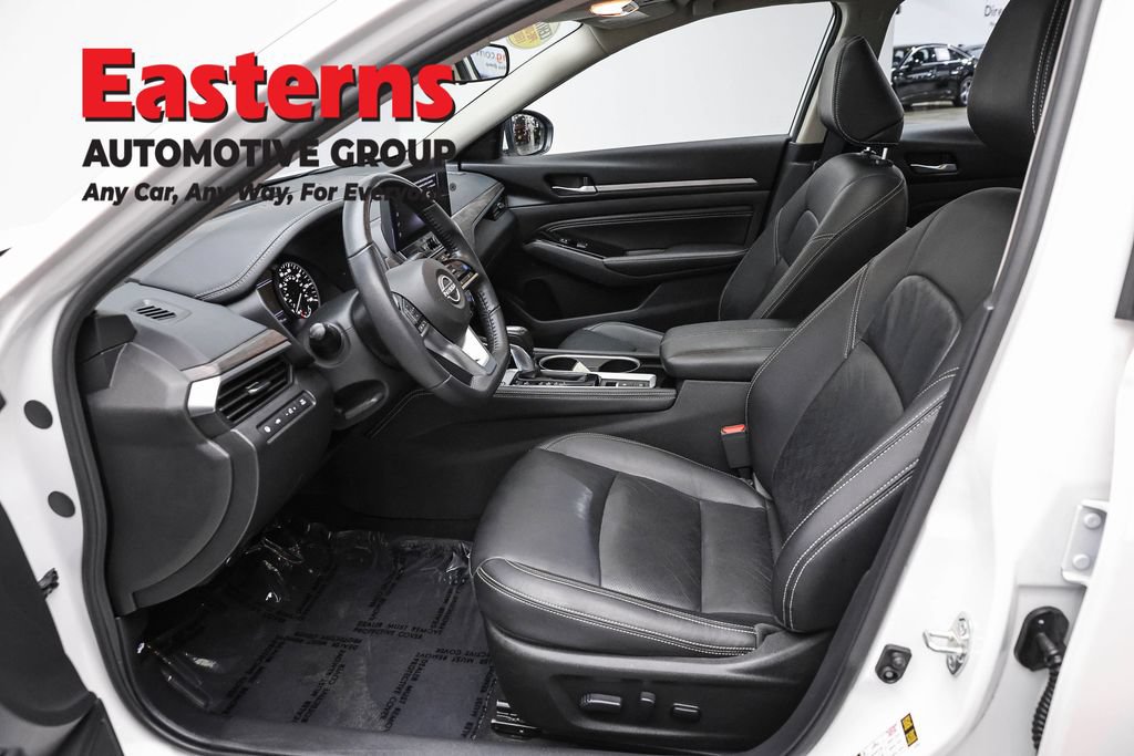 Used 2023 Nissan Altima 2.5 SL FWD image 14