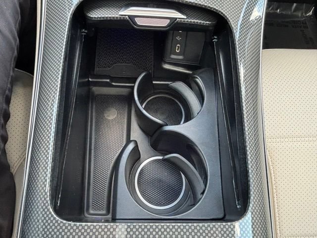 New 2027 Mercedes-Benz GLC 300 4MATIC image 41