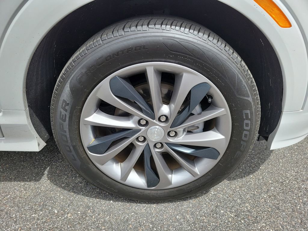 Certified 2022 Buick Encore GX Select w/ Experience Buick Package image 6