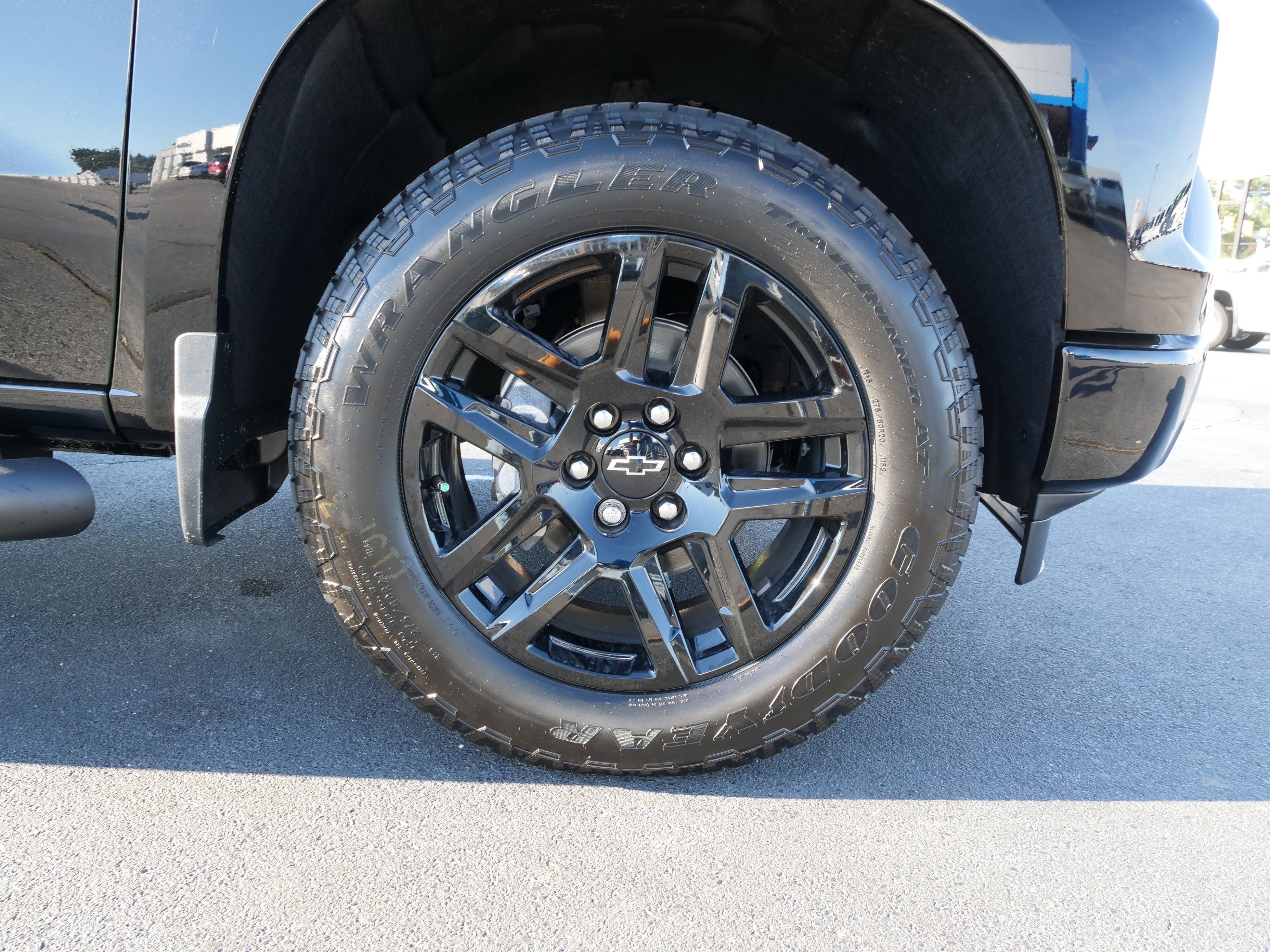 New 2026 Chevrolet Silverado 1500 Custom w/ Turbomax Blackout Package image 11