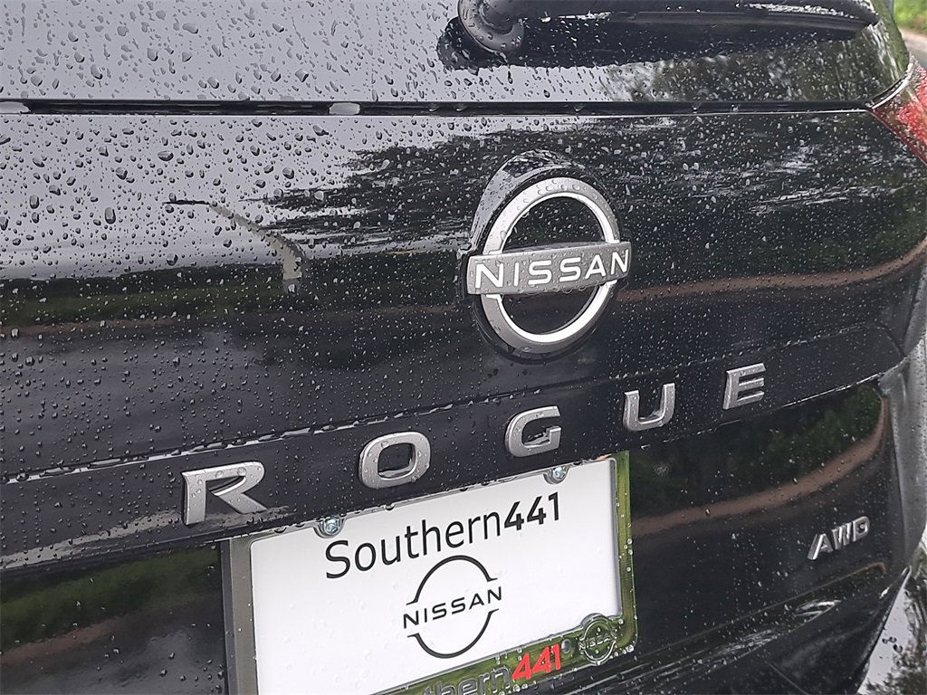 New 2026 Nissan Rogue SV image 9