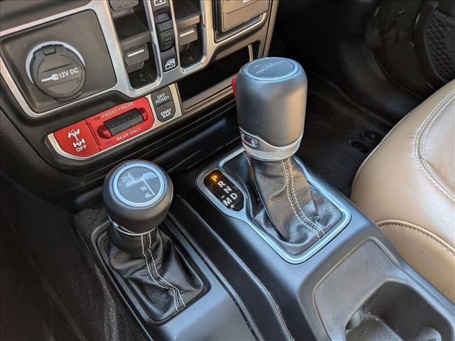 Used 2023 Jeep Gladiator Rubicon AWD/4WD image 12