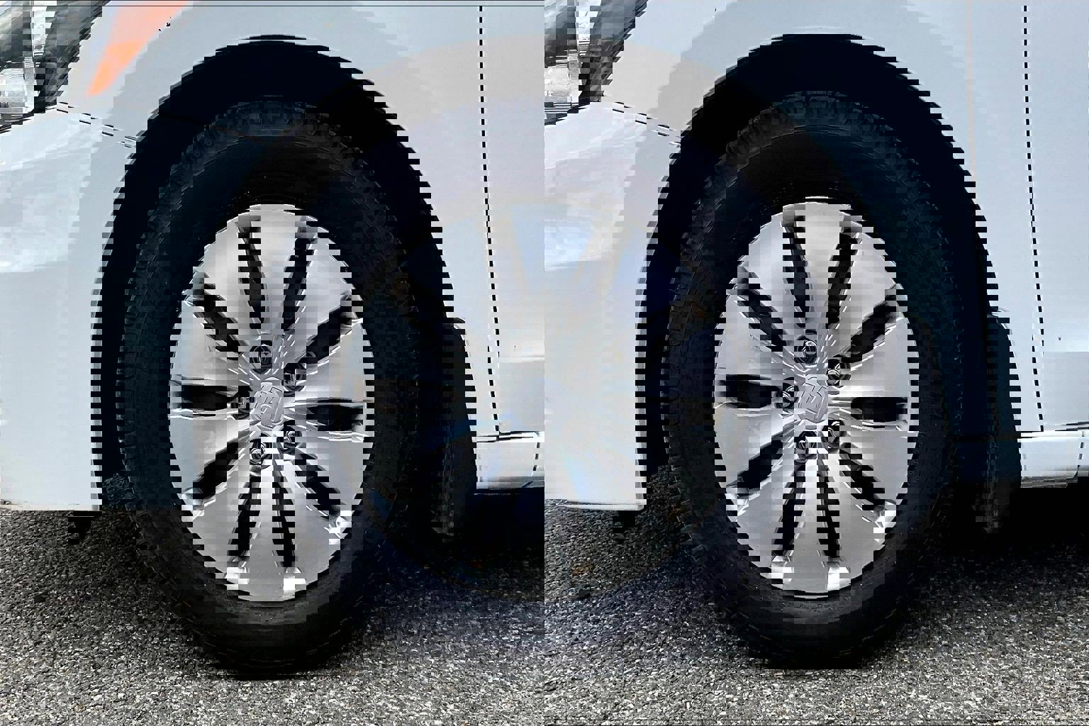 Used 2012 Honda Accord LX image 8