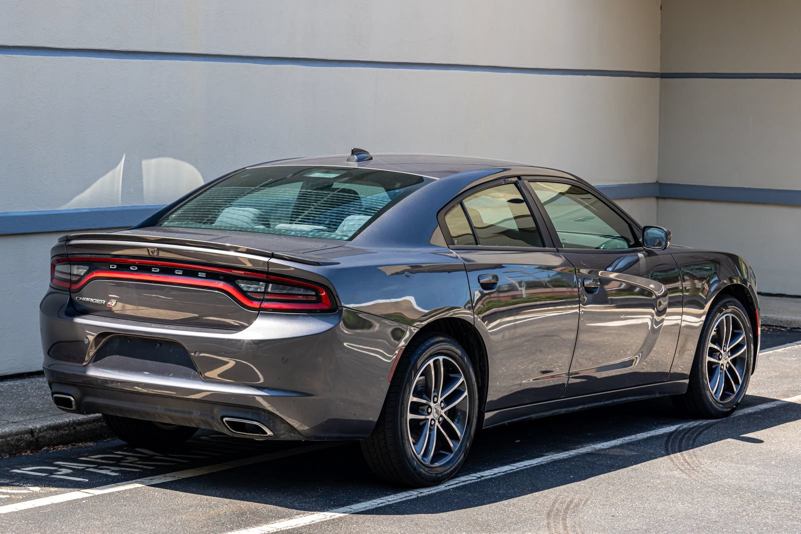 Used 2019 Dodge Charger SXT AWD/4WD image 8
