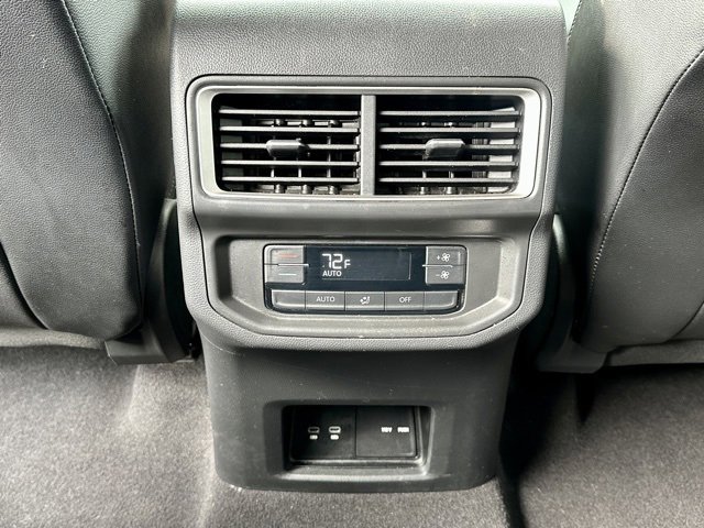 Certified 2024 Volkswagen Atlas SE image 18